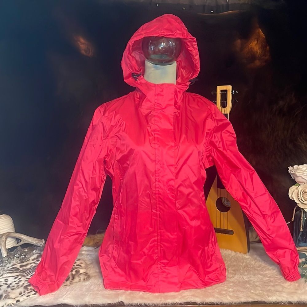 MT Mountaineering rain jacket S (4125)
